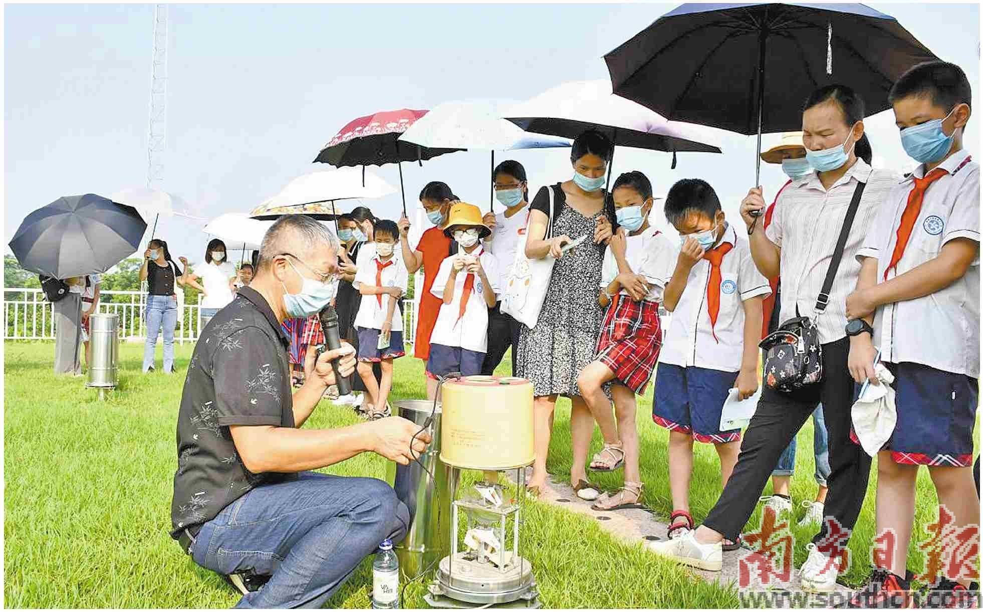 押注大盘+AI龙头!富国银行Q2增持标普500指数ETF(SPY.US)近五成，微软(MSFT.US)稳坐头号重仓